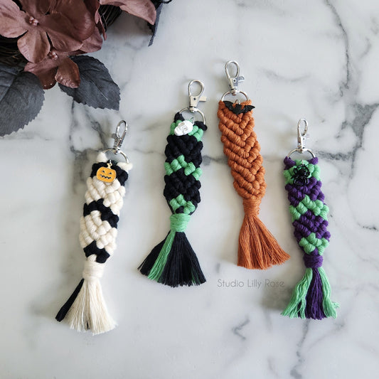 Macrame Halloween Keychain | Skeleton Keychain | pumpkin Keychain | spider keychain | bat keychain | spooky keychain